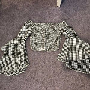 Gingham Wide Sleeve Crop Top